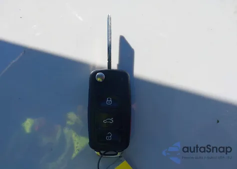 2015 Volkswagen Passat 1.8T Sport из США, поврежденный, VIN 1VWBT7A34FC054021